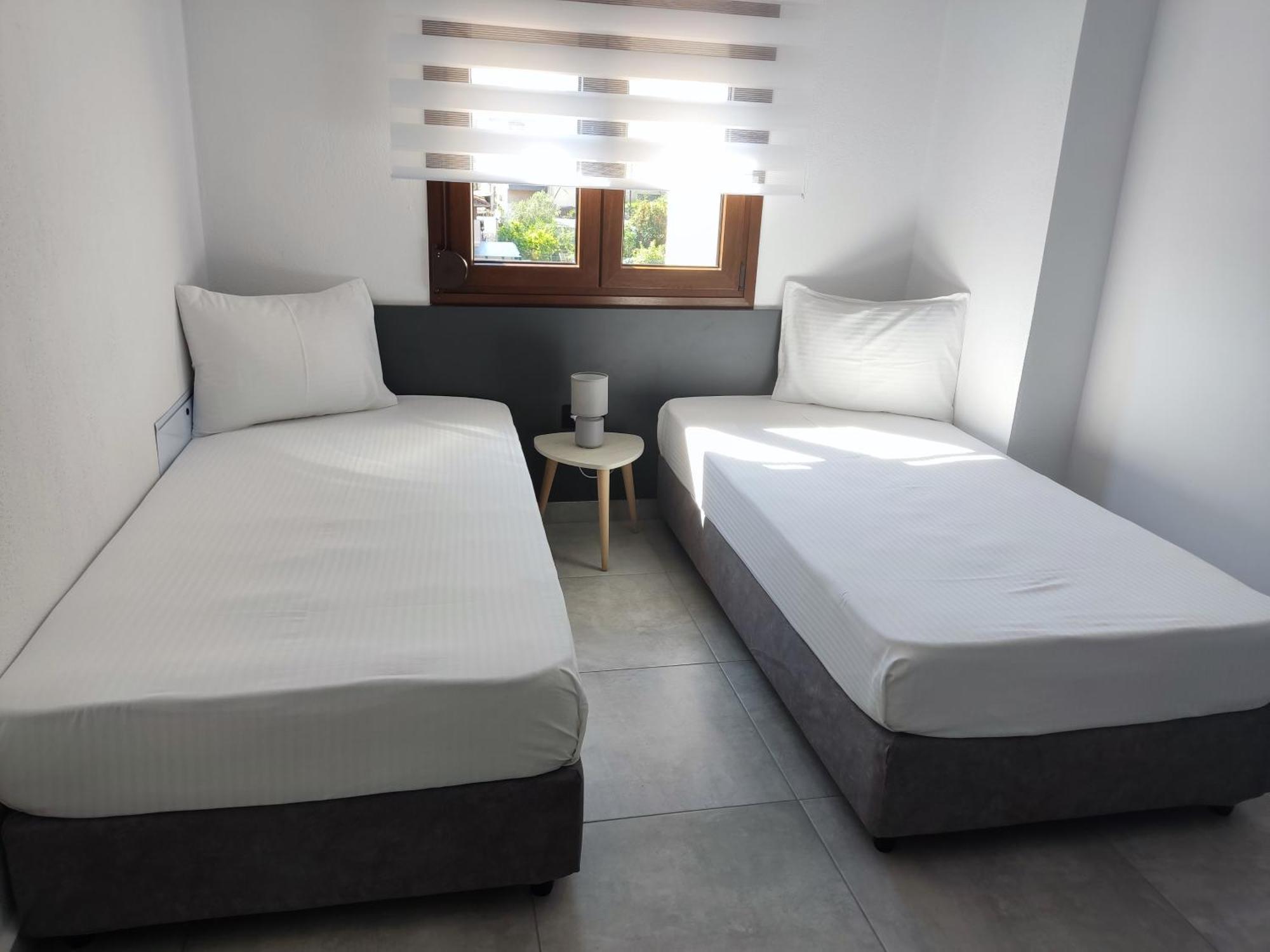 Milias Apartment'S อิเอริสโซส ห้อง รูปภาพ